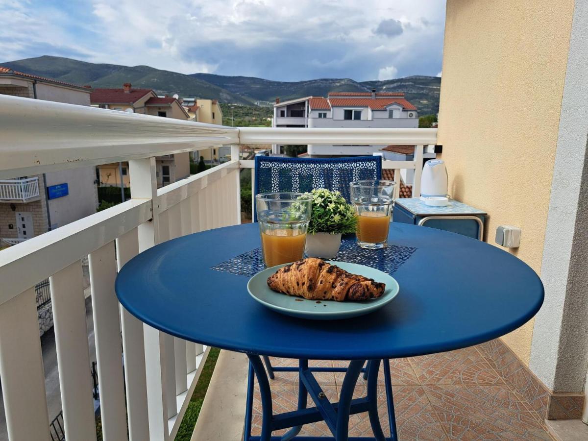 Kaštela Nice Small Apartment With A Sea View מראה חיצוני תמונה